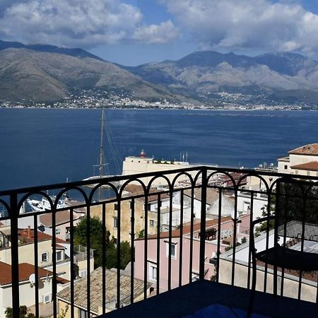 Le Suite Guarinelli B&B Gaeta Exterior photo