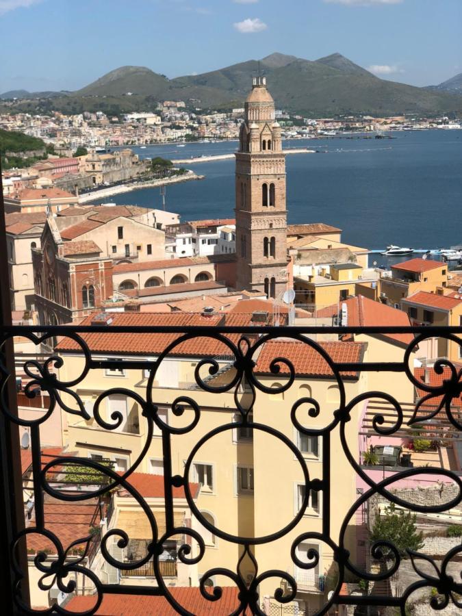 Le Suite Guarinelli B&B Gaeta Exterior photo