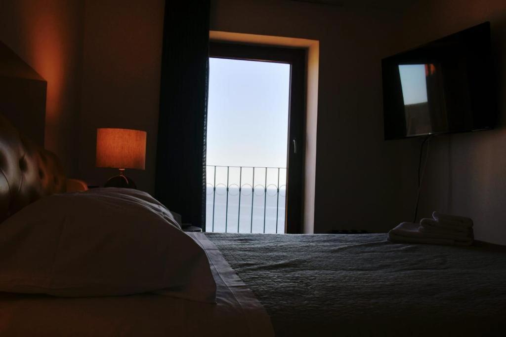 Le Suite Guarinelli B&B Gaeta Exterior photo